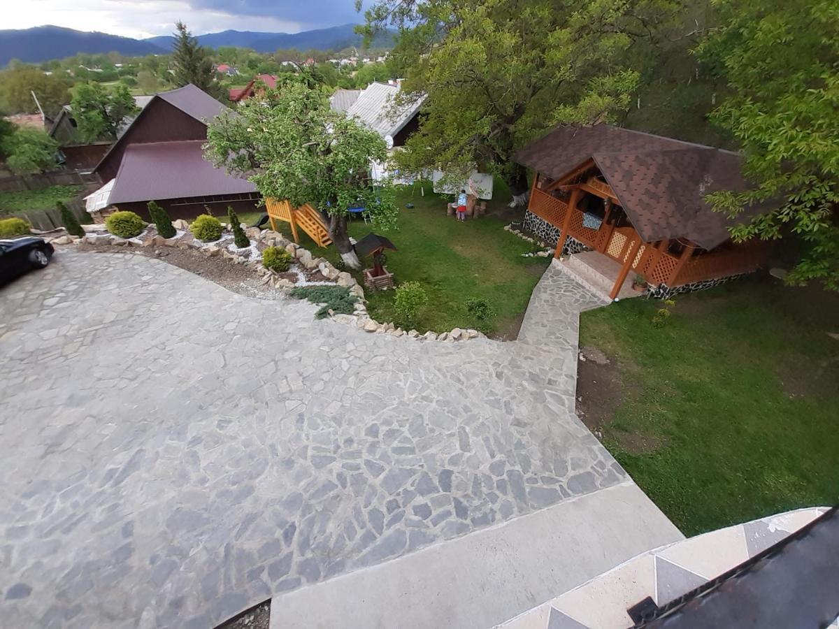 Casa Dintre Pini Βίλα Păltinoasa Εξωτερικό φωτογραφία