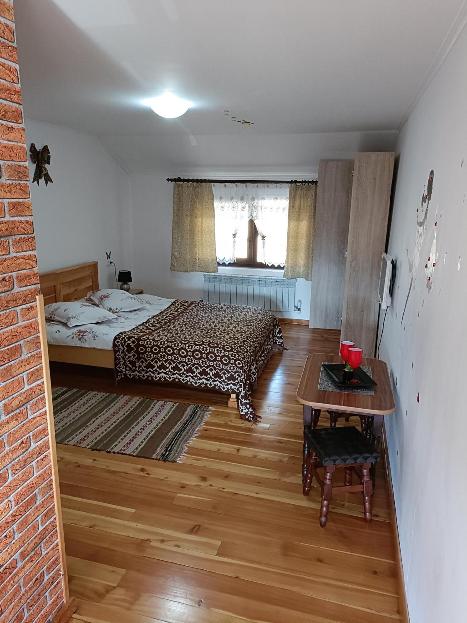 Casa Dintre Pini Βίλα Păltinoasa Εξωτερικό φωτογραφία